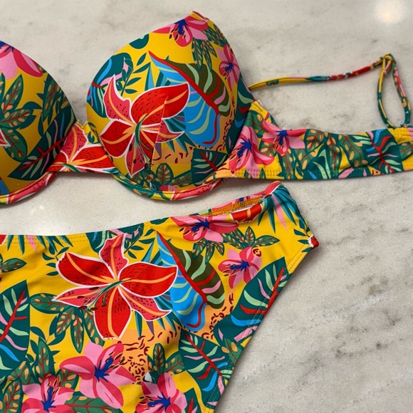 [NWT] Tropical Floral Bikini • SHIEN - Picture 4 of 7
